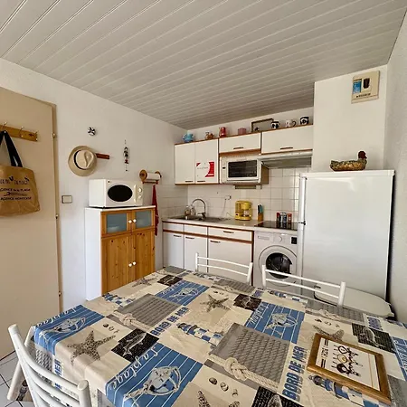Calme Avec Terrasse Et Garage A - Fr-1-323-145