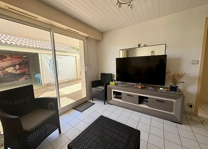 아파트 Appartement Calme Avec Terrasse Et Garage A Saint-Jean-De-Monts - Fr-1-323-145